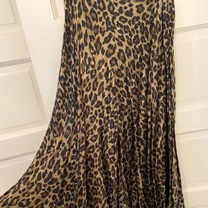 Great condition Zara animal print maxi skirt; silk like material size m